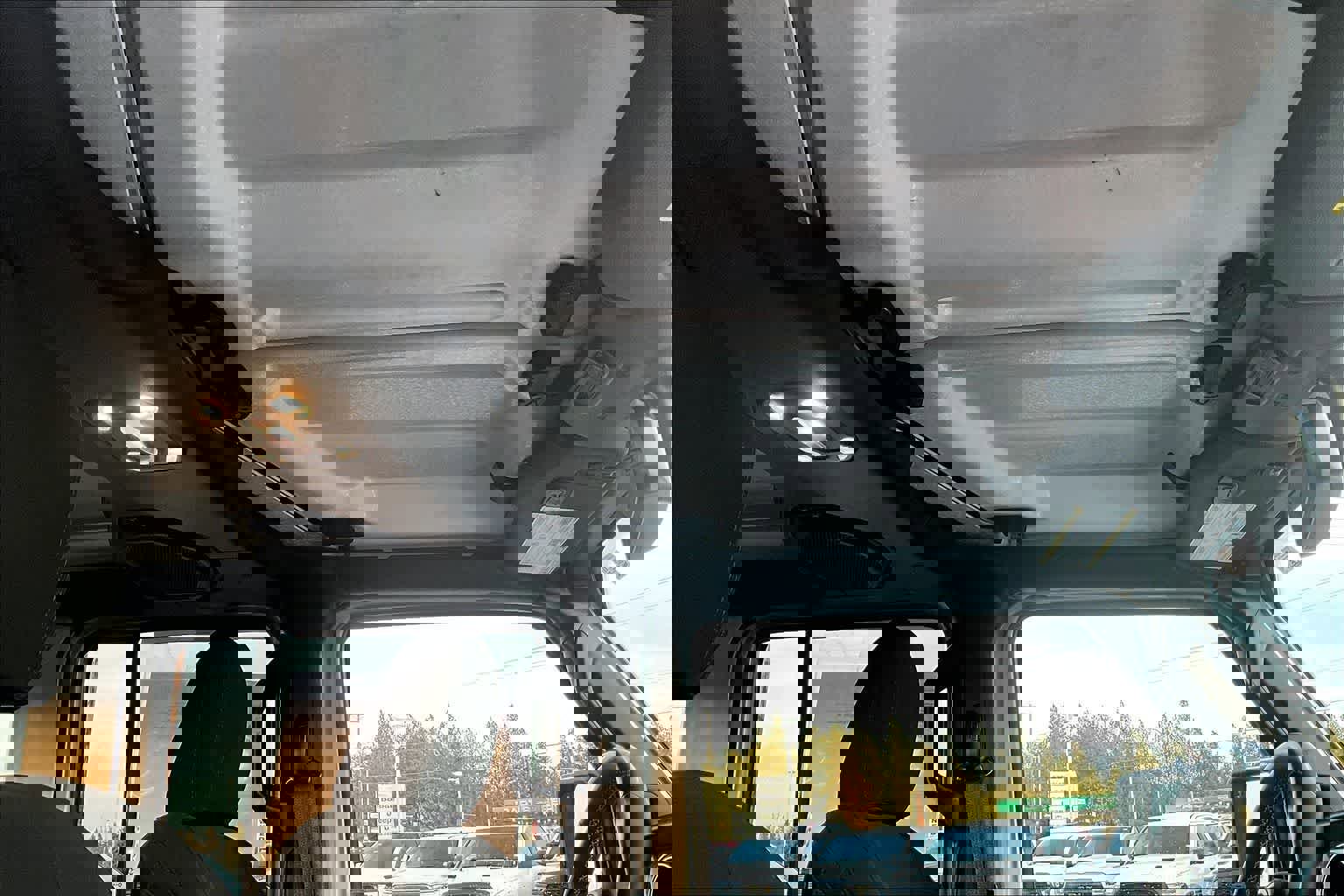 Used 2023 Jeep Wrangler Sahara image 30