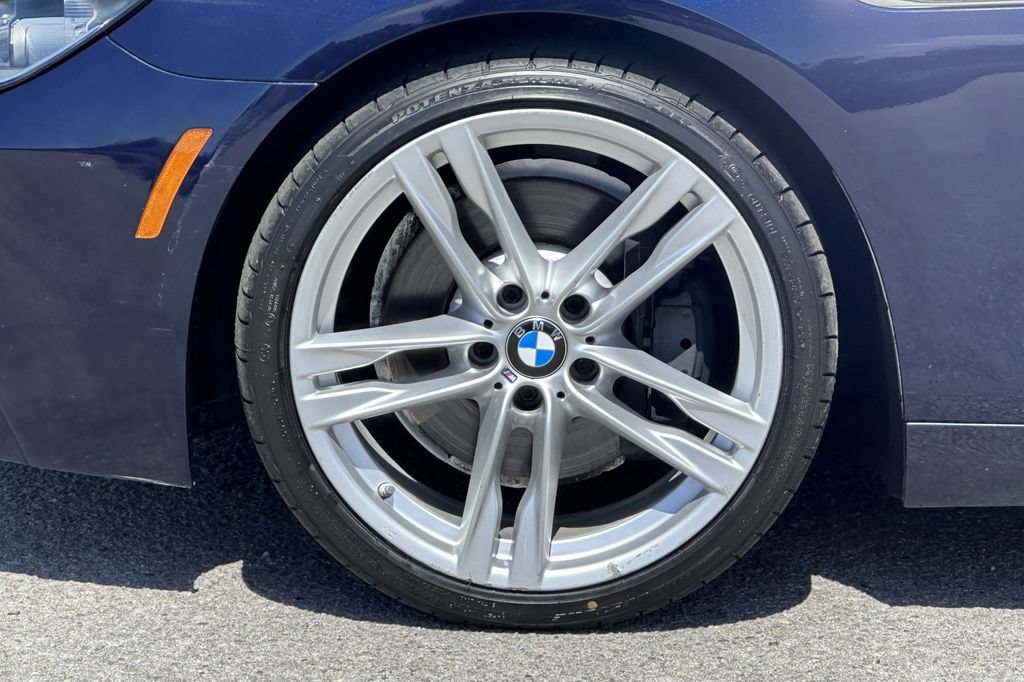 Used 2016 BMW 640i Gran Coupe w/ M Sport Edition RWD image 32