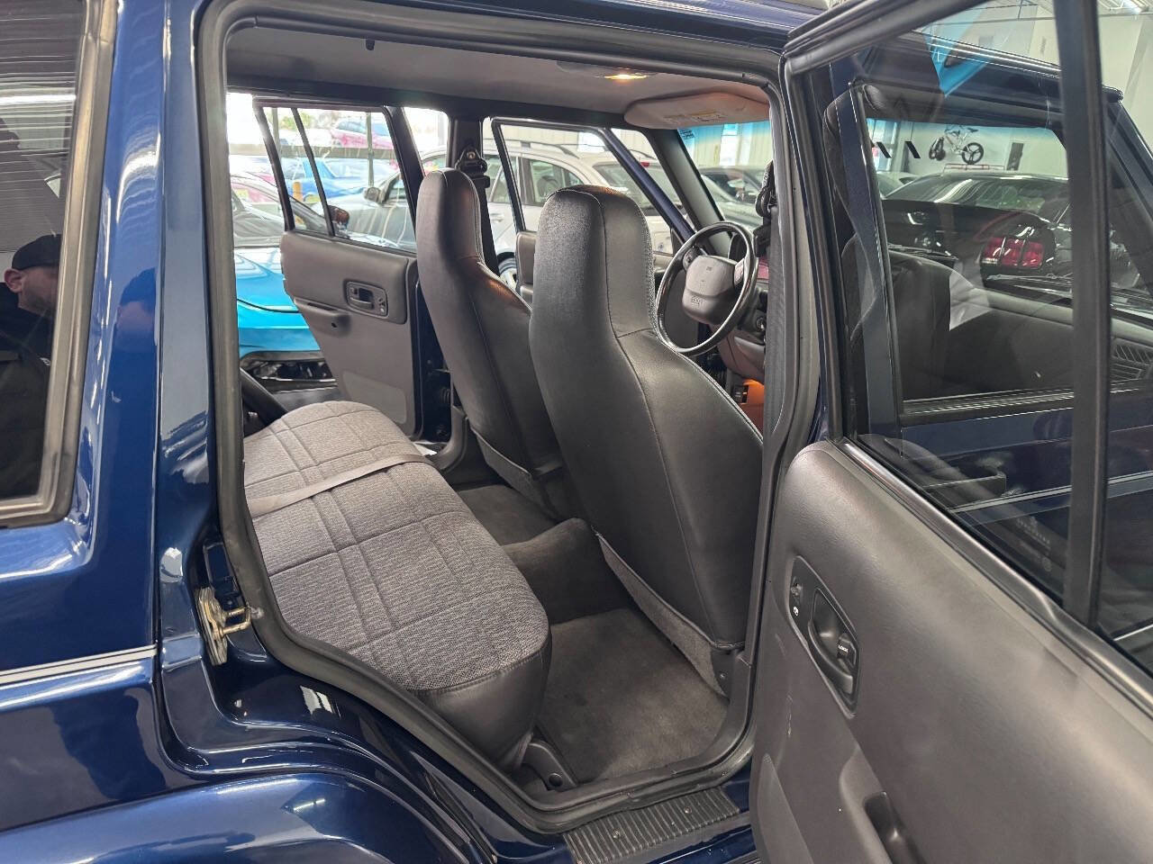 Used 2001 Jeep Cherokee Sport image 13