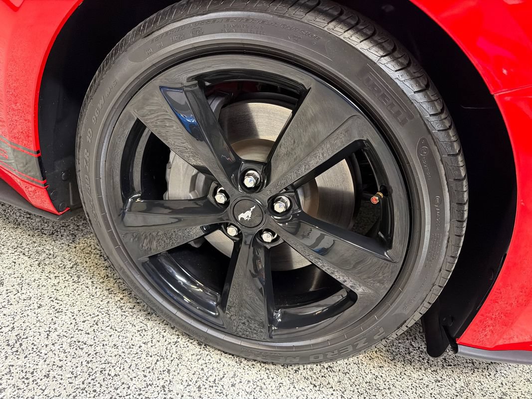 Used 2022 Ford Mustang GT Premium w/ Black Accent Package RWD image 35