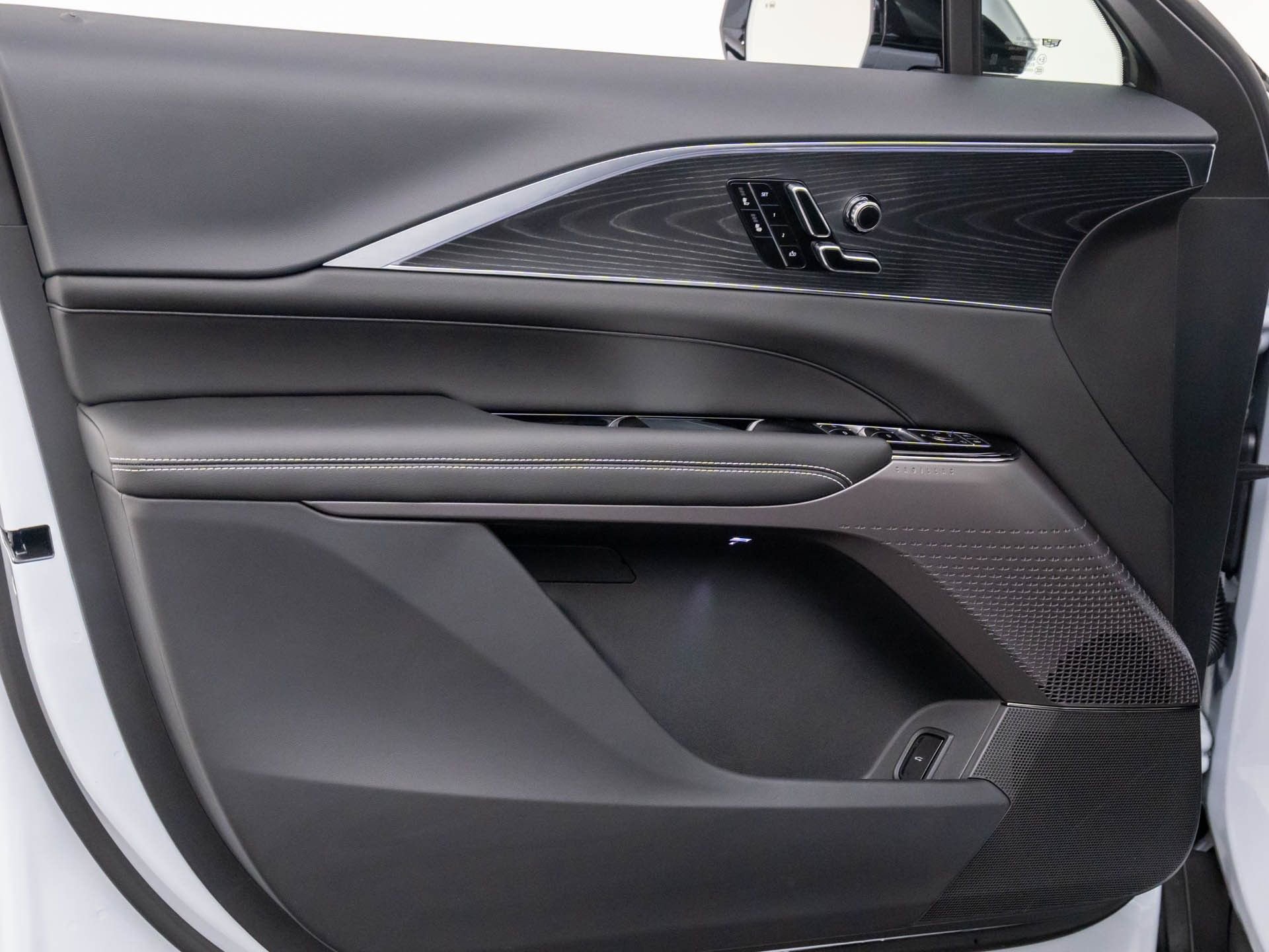 New 2026 Cadillac Lyriq Sport image 15