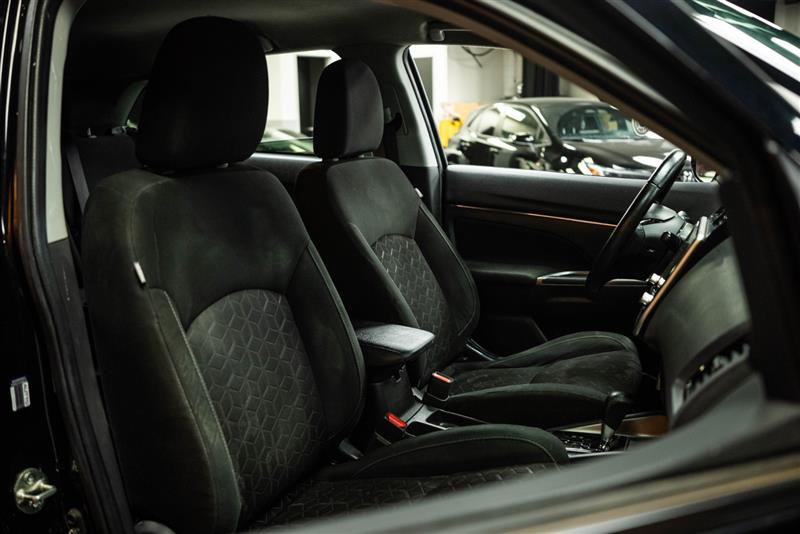 Used 2021 Mitsubishi Outlander Sport LE image 14