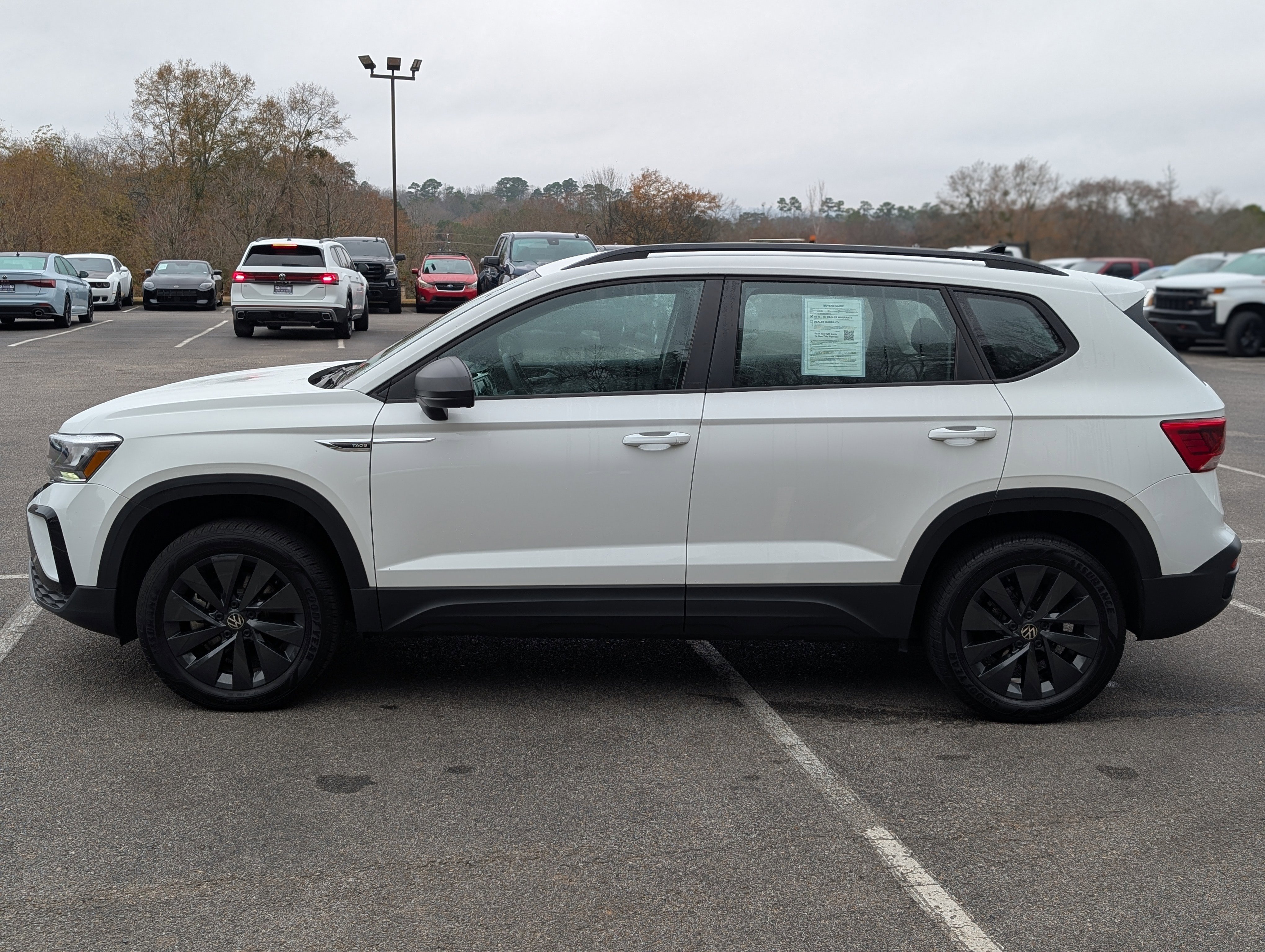 Used 2024 Volkswagen Taos S image 6