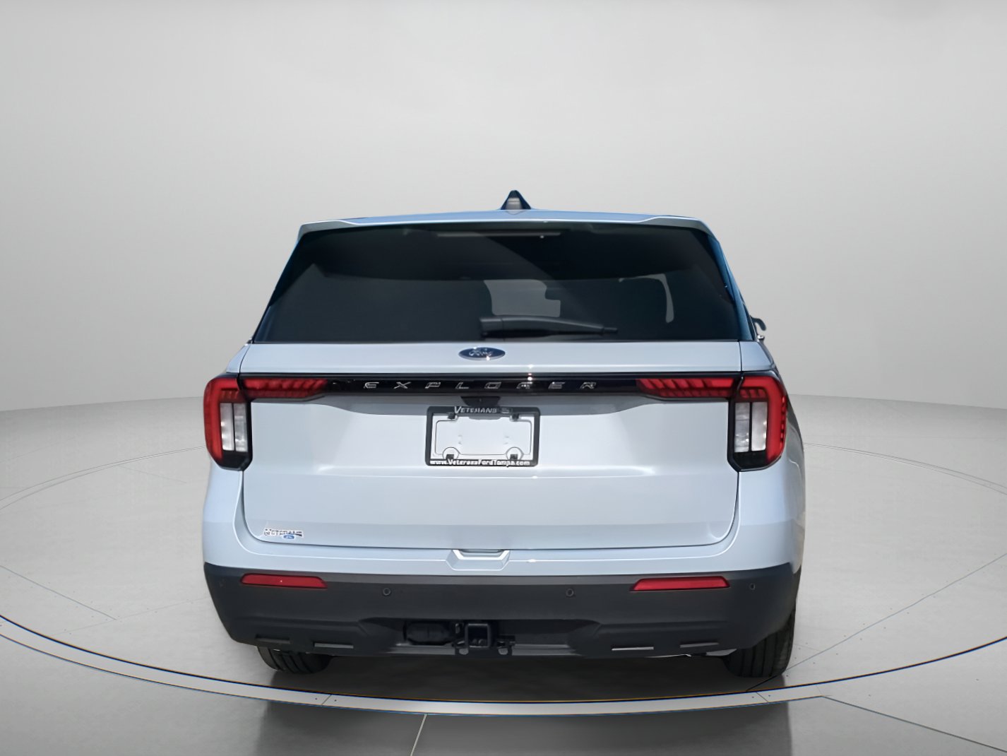 New 2026 Ford Explorer Active RWD image 27