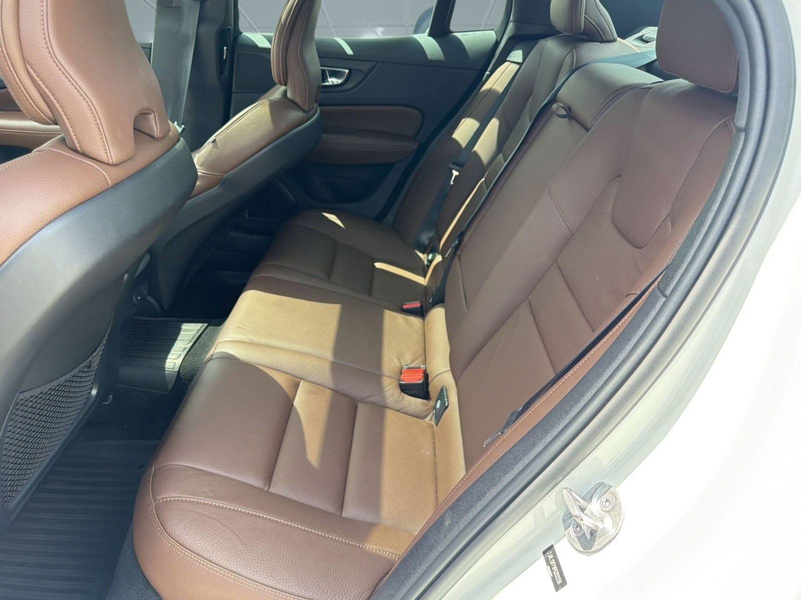 Used 2023 Volvo S60 B5 Ultimate w/ Protection Package Premier image 14