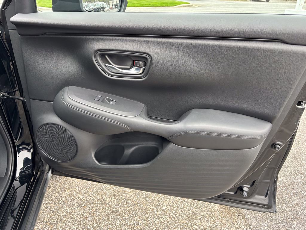 Used 2023 Honda HR-V LX image 35