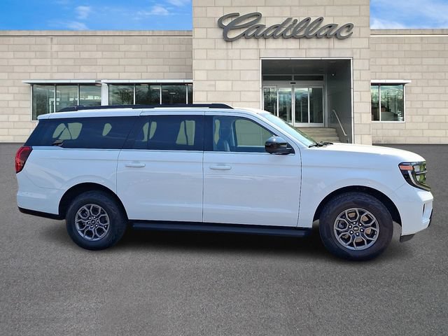 Used 2025 Ford Expedition Max Active RWD image 9
