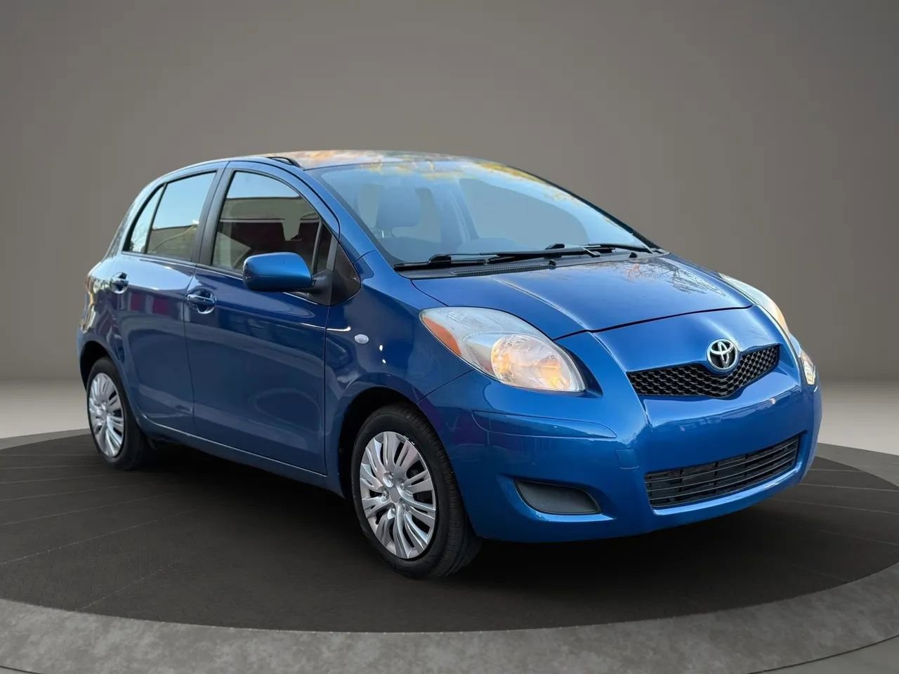 Used 2009 Toyota Yaris S image 3