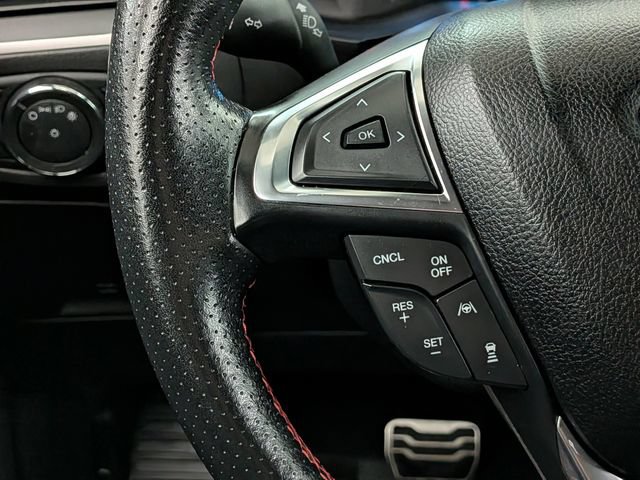 Used 2021 Ford Edge ST-Line w/ Cold Weather Package AWD/4WD image 32