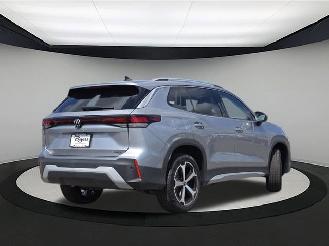 New 2025 Volkswagen Tiguan SE image 7