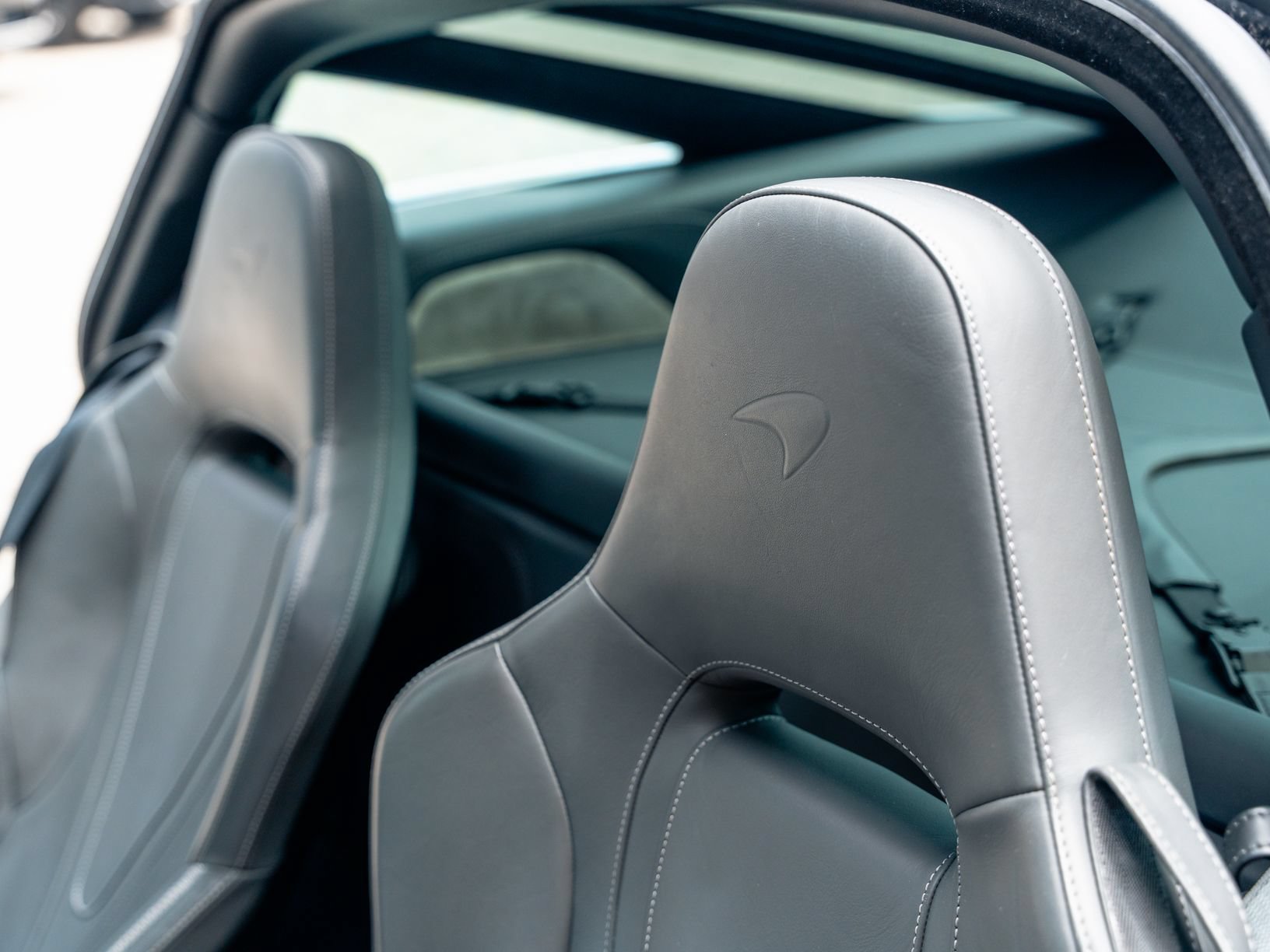 Used 2018 McLaren 720S Luxury RWD image 19