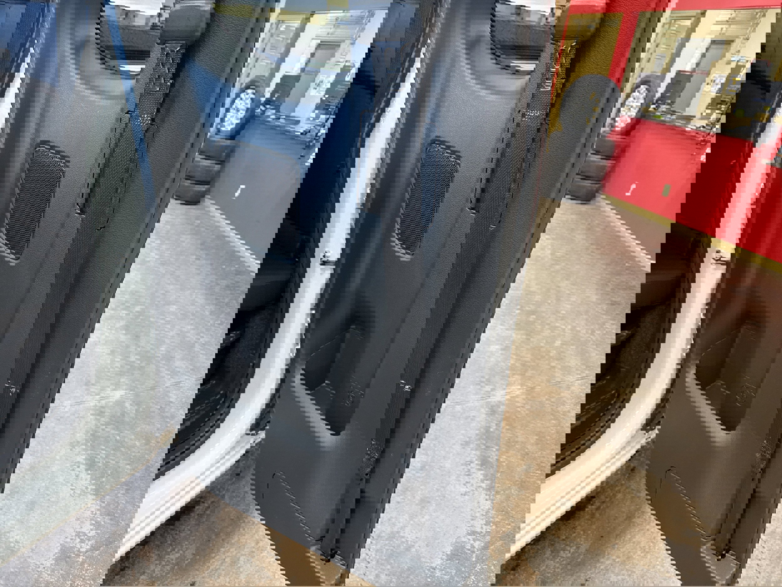 Used 2024 Nissan Frontier SV w/ Technology Package image 21