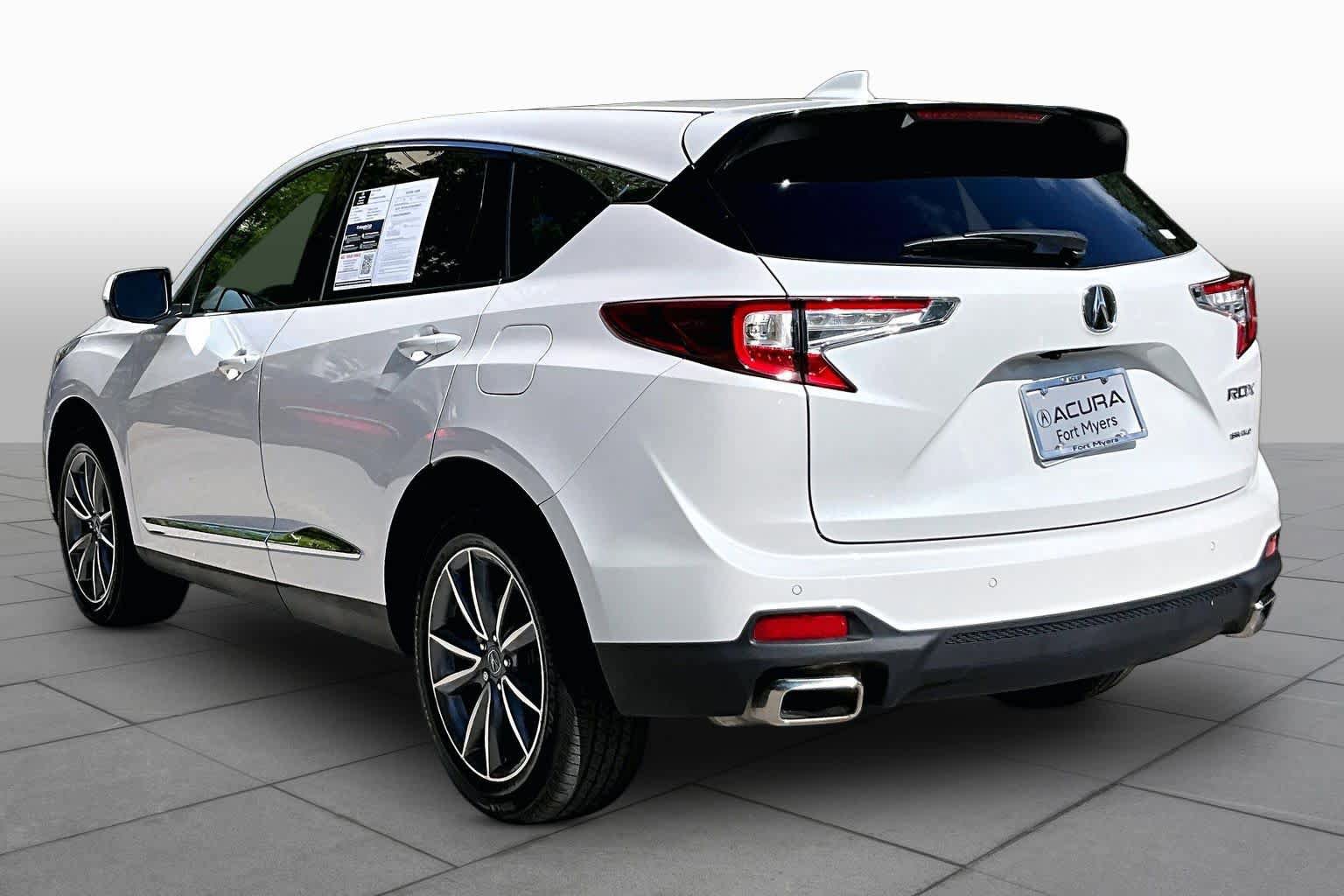 Used 2024 Acura RDX SH-AWD w/ Technology Package image 12