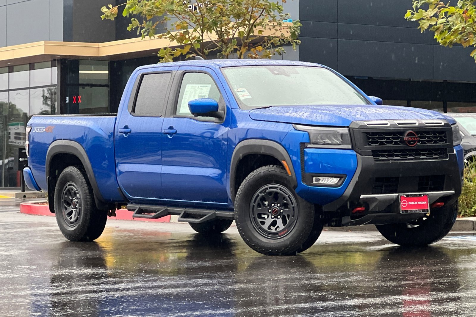 New 2026 Nissan Frontier PRO-4X w/ Pro-4x Convenience Package