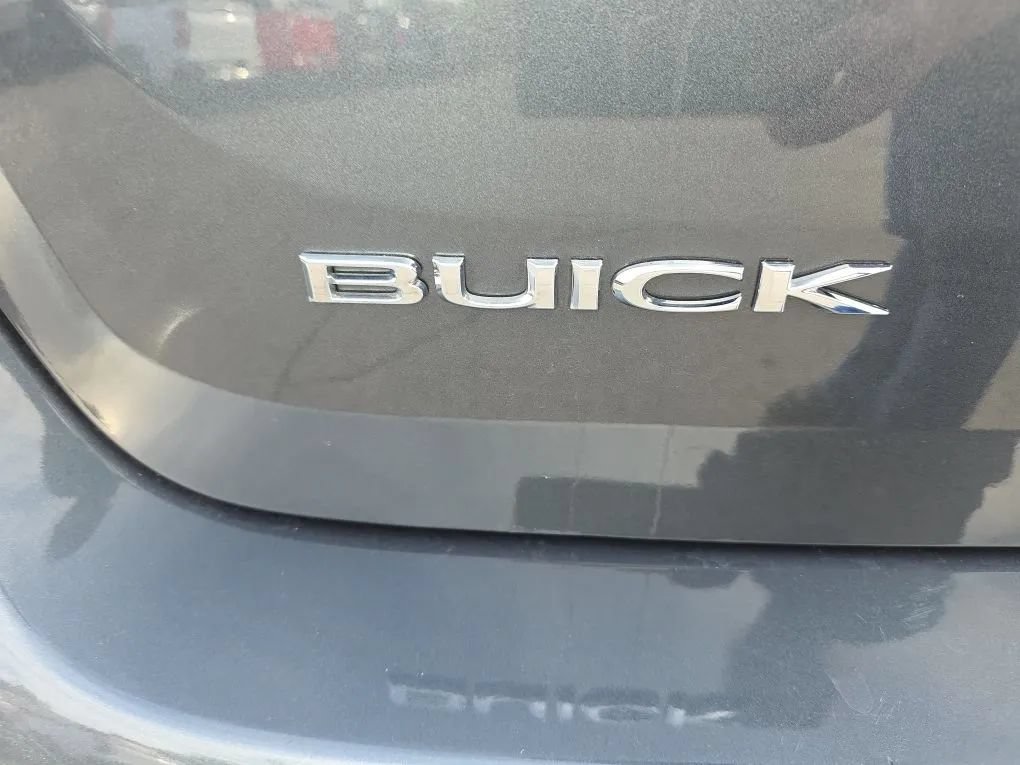 Used 2018 Buick Encore Preferred AWD/4WD image 16