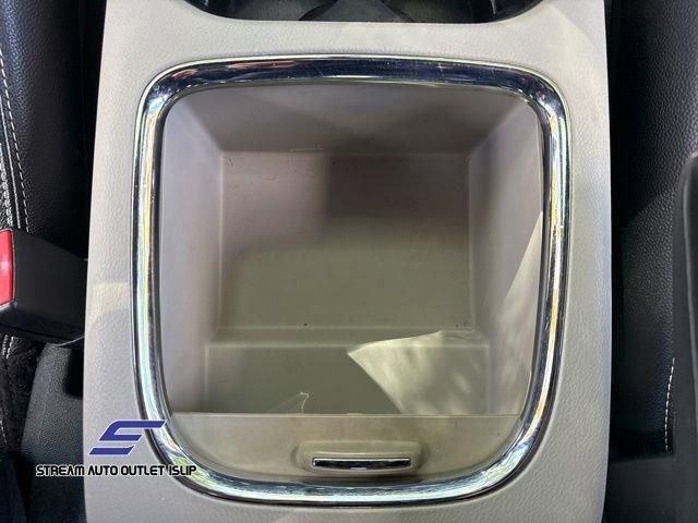 Used 2019 Dodge Grand Caravan SXT image 29