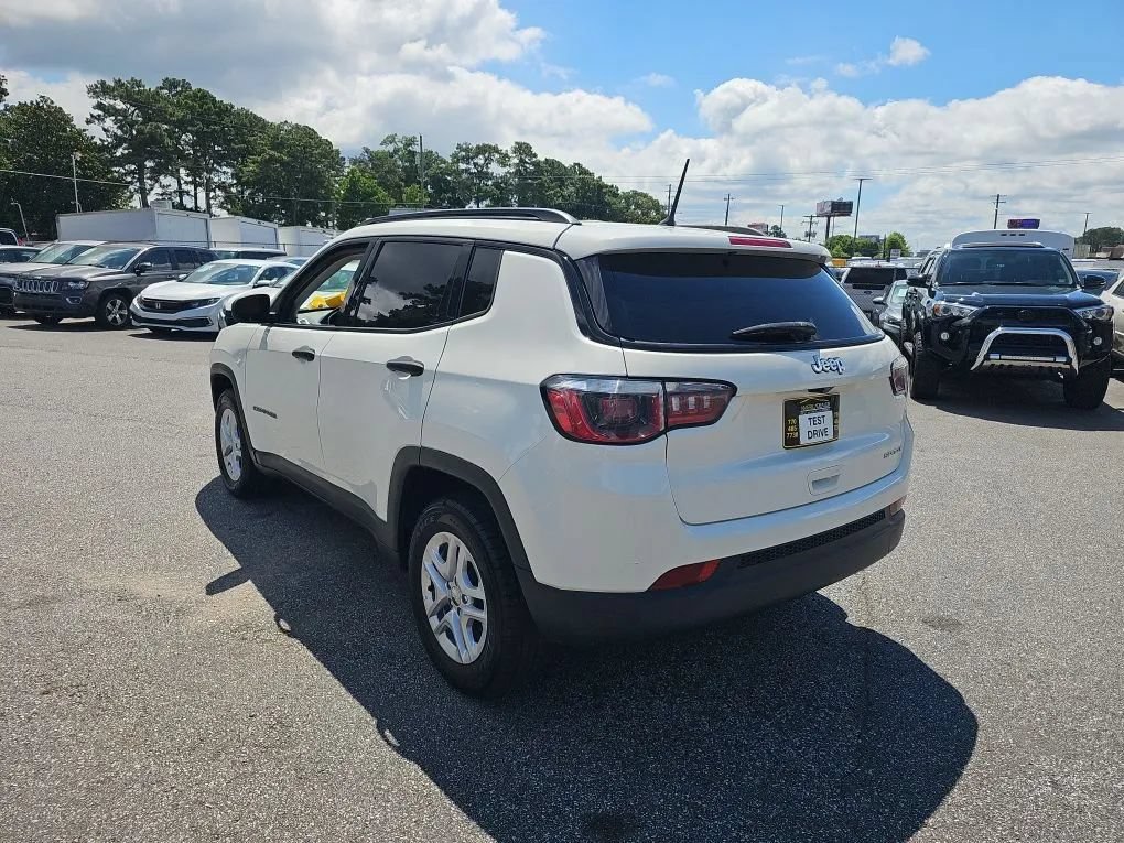 Used 2018 Jeep Compass Sport FWD image 7