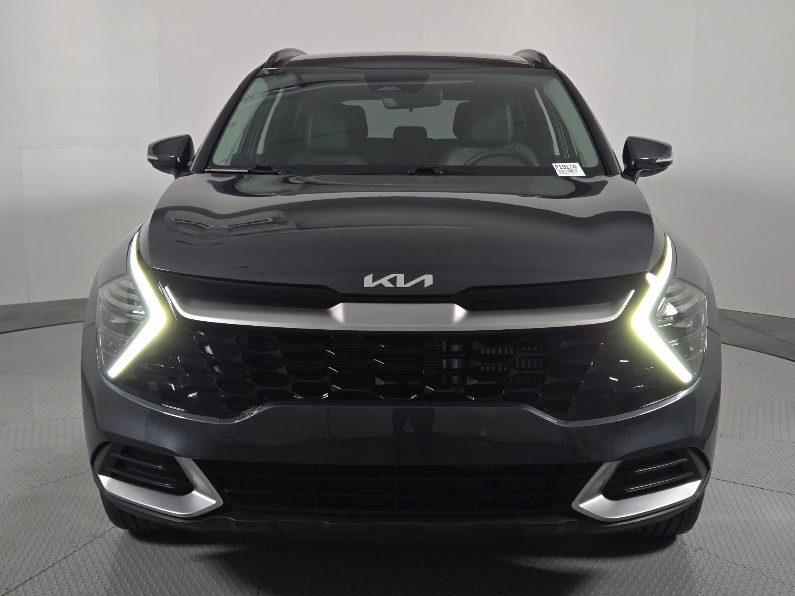 Used 2025 Kia Sportage EX w/ EX Premium Package image 8