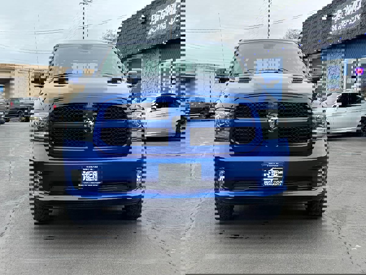 Used 2014 RAM 1500 Sport w/ Convenience Group image 3