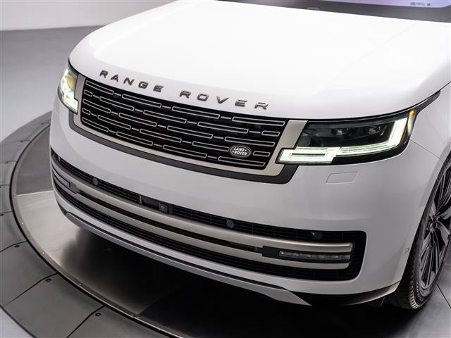 Used 2023 Land Rover Range Rover SE AWD/4WD image 9