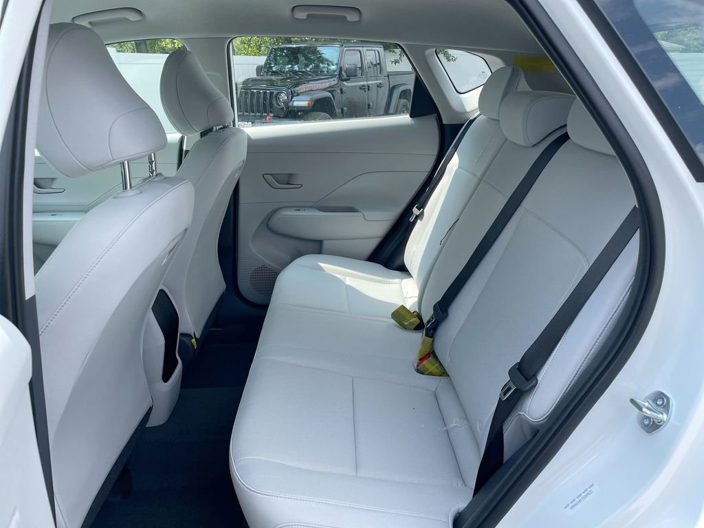Certified 2026 Hyundai Kona SE AWD/4WD image 48