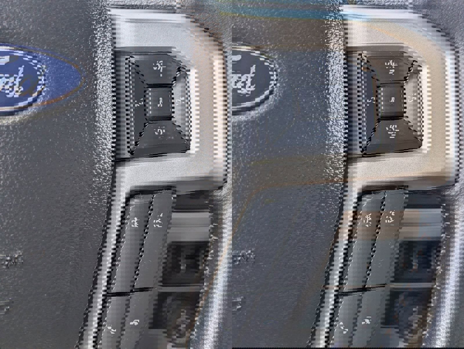 Certified 2022 Ford F250 Lariat w/ Lariat Ultimate Package image 27