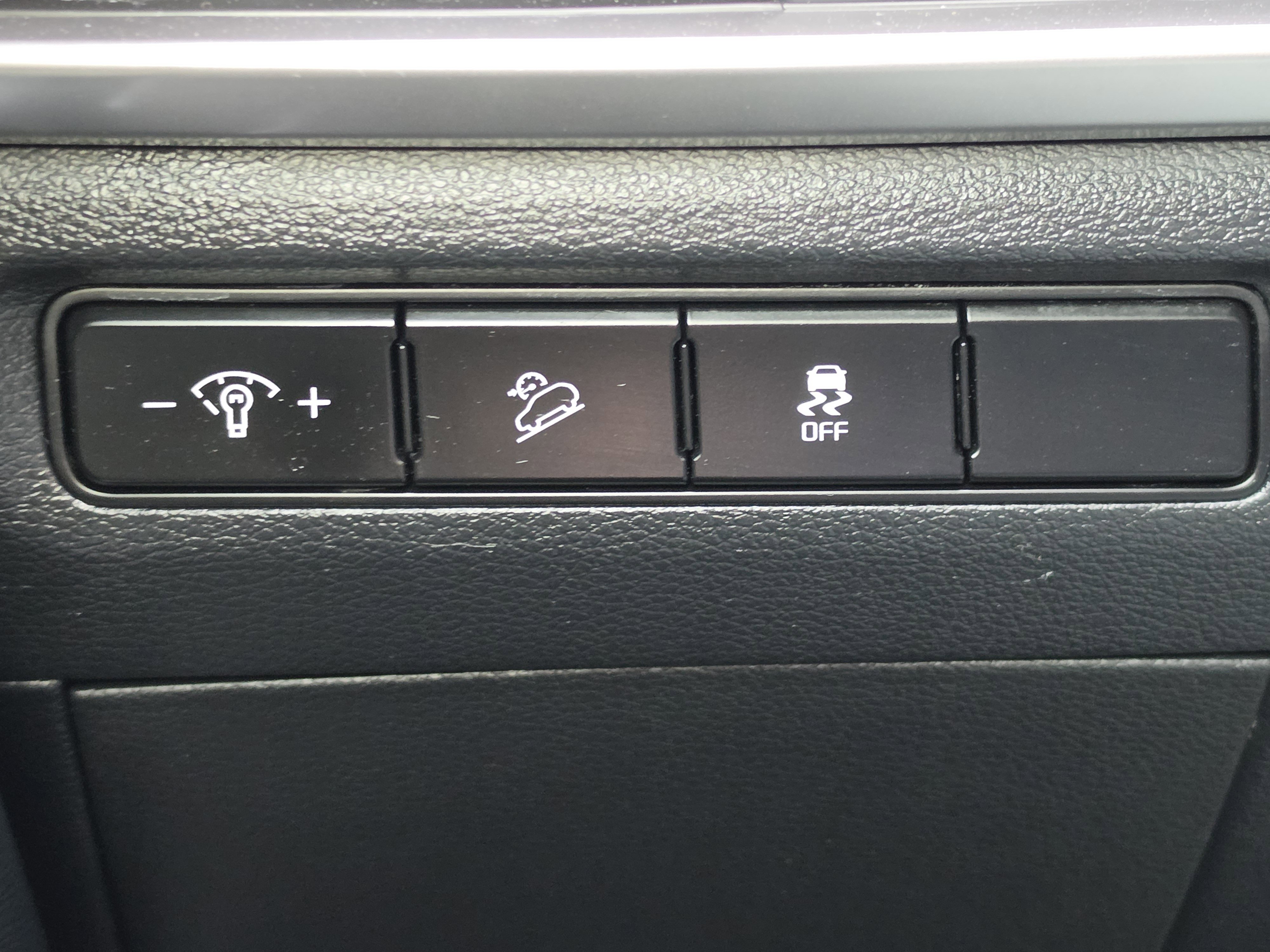 Used 2024 Kia Telluride S w/ S Sunroof Package image 12
