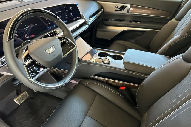 New 2026 Cadillac Vistiq Sport w/ LPO, Floor Liner Package image 10