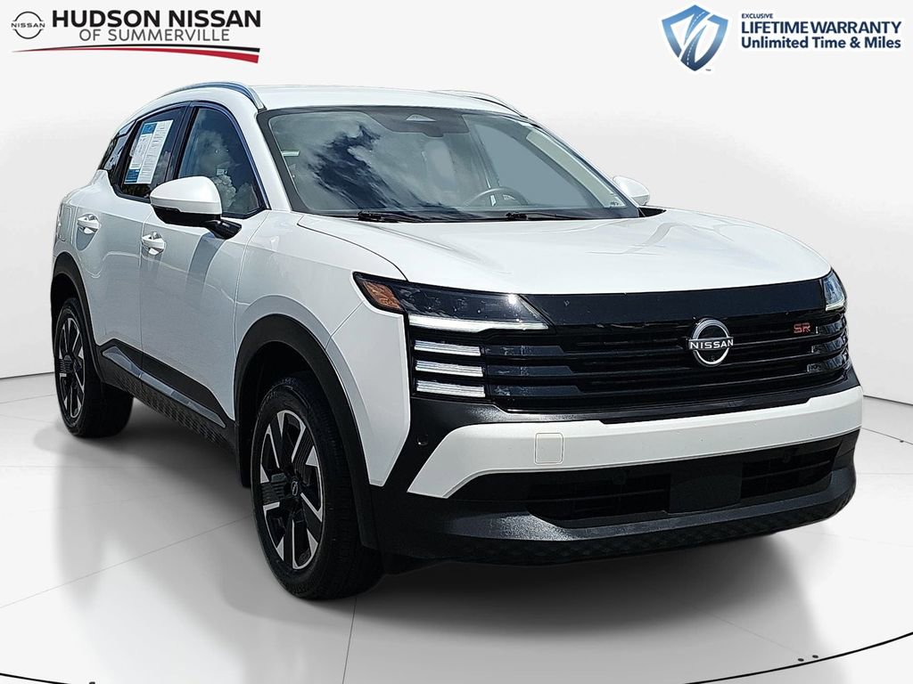 Used 2025 Nissan Kicks SR FWD image 1