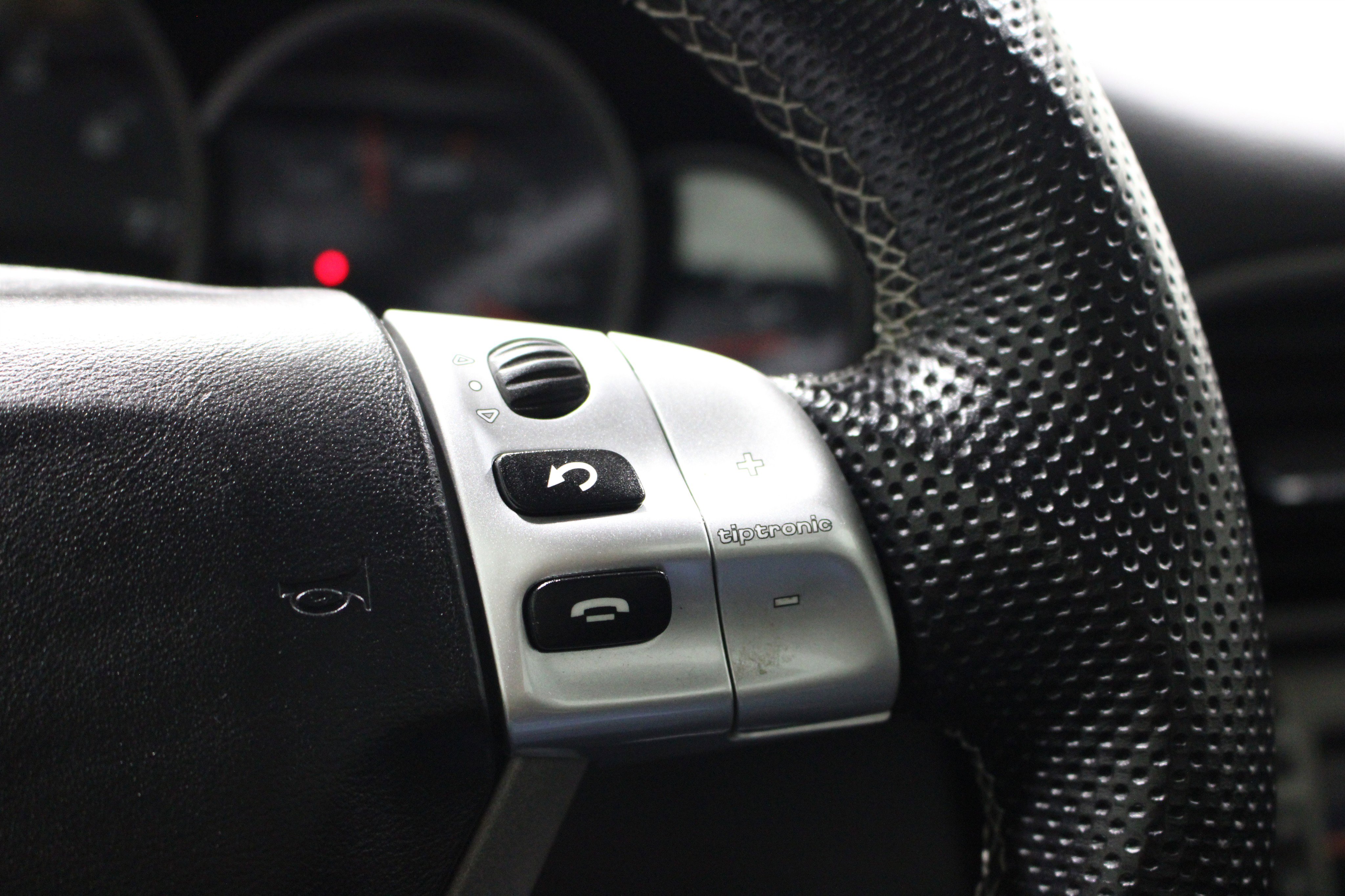 Used 2005 Porsche 911 Carrera RWD image 15