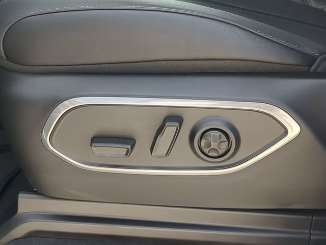 New 2026 Jeep Grand Wagoneer L Limited AWD/4WD image 24