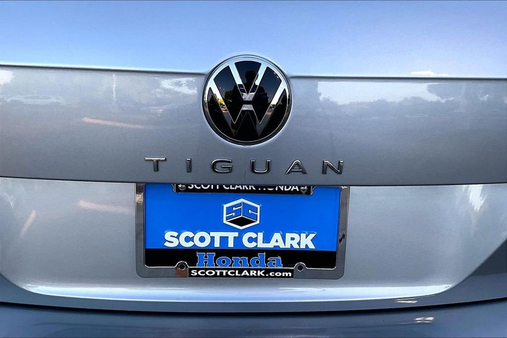 Used 2024 Volkswagen Tiguan SE FWD image 23