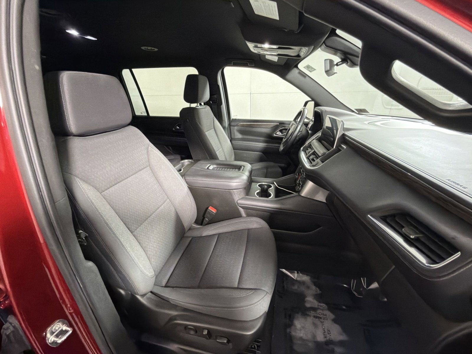 Used 2021 Chevrolet Suburban LS image 27