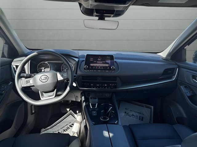 Certified 2026 Nissan Rogue Dark Armor AWD/4WD image 10