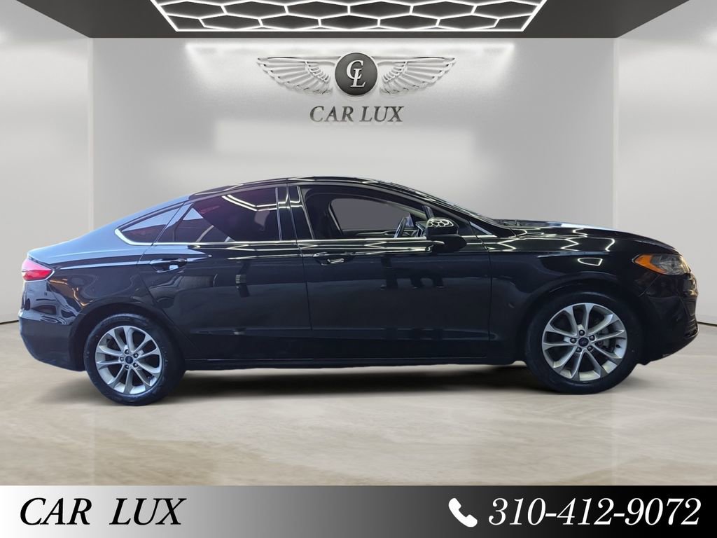 Used 2020 Ford Fusion SE image 6