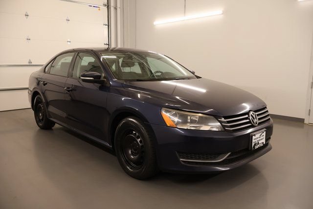 Used 2014 Volkswagen Passat 2.5 S FWD image 3