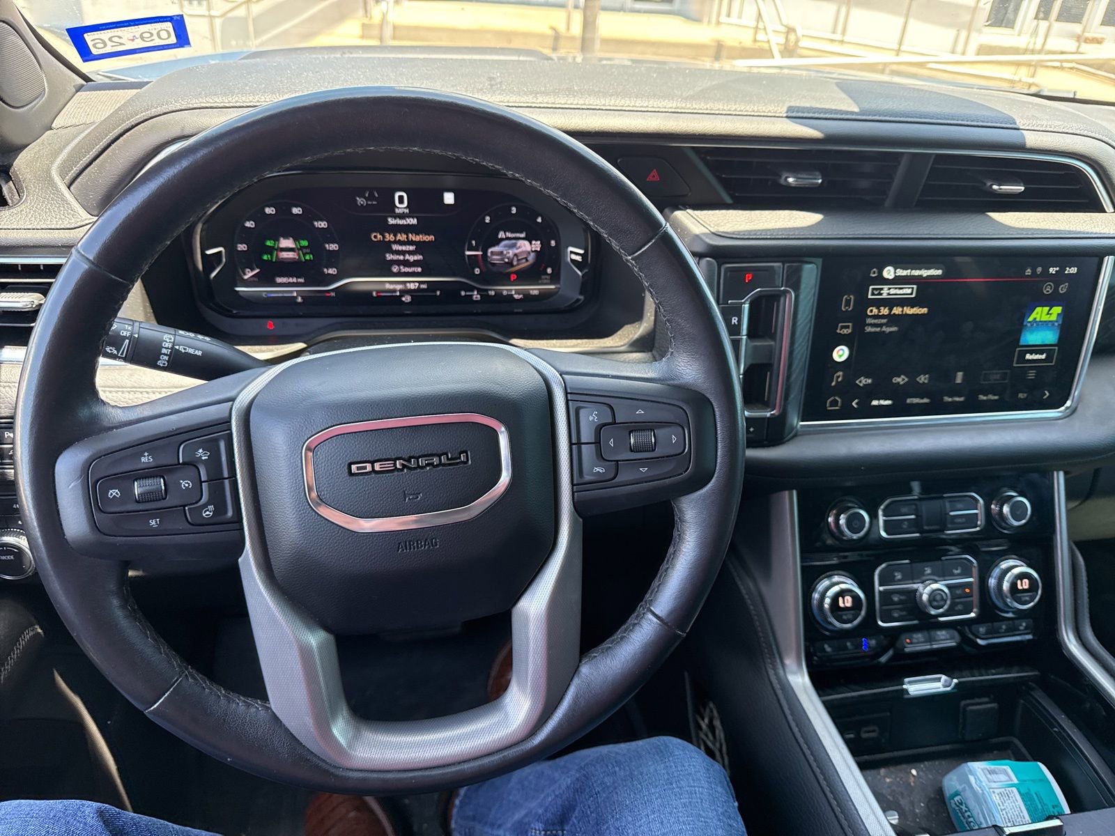 Used 2022 GMC Yukon XL Denali AWD/4WD image 22