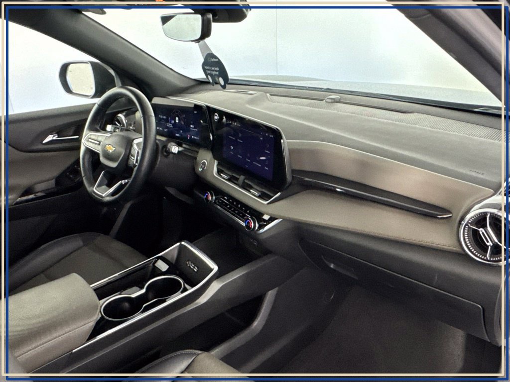 Certified 2025 Chevrolet Equinox LT w/ Convenience Package II AWD/4WD image 42
