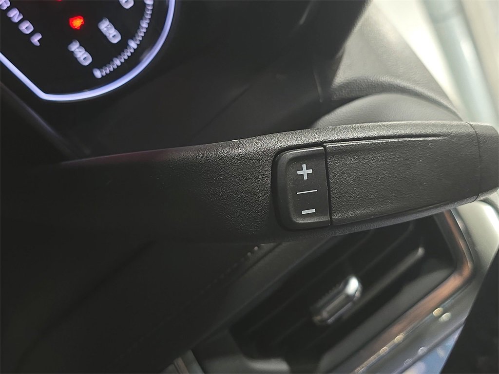 Used 2021 Chevrolet Silverado 1500 LT image 24