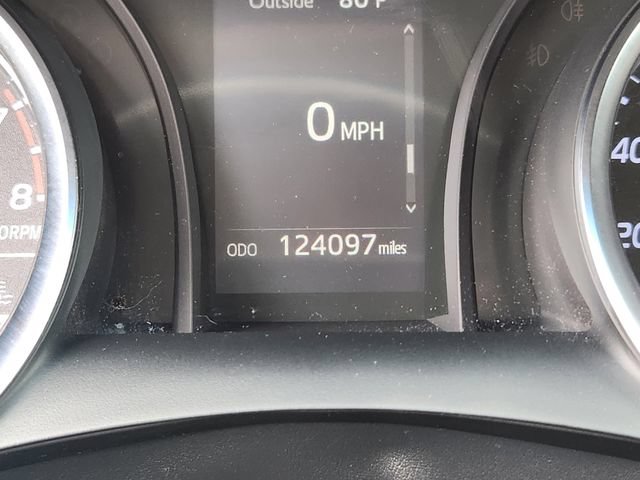 Used 2018 Toyota Camry LE FWD image 22