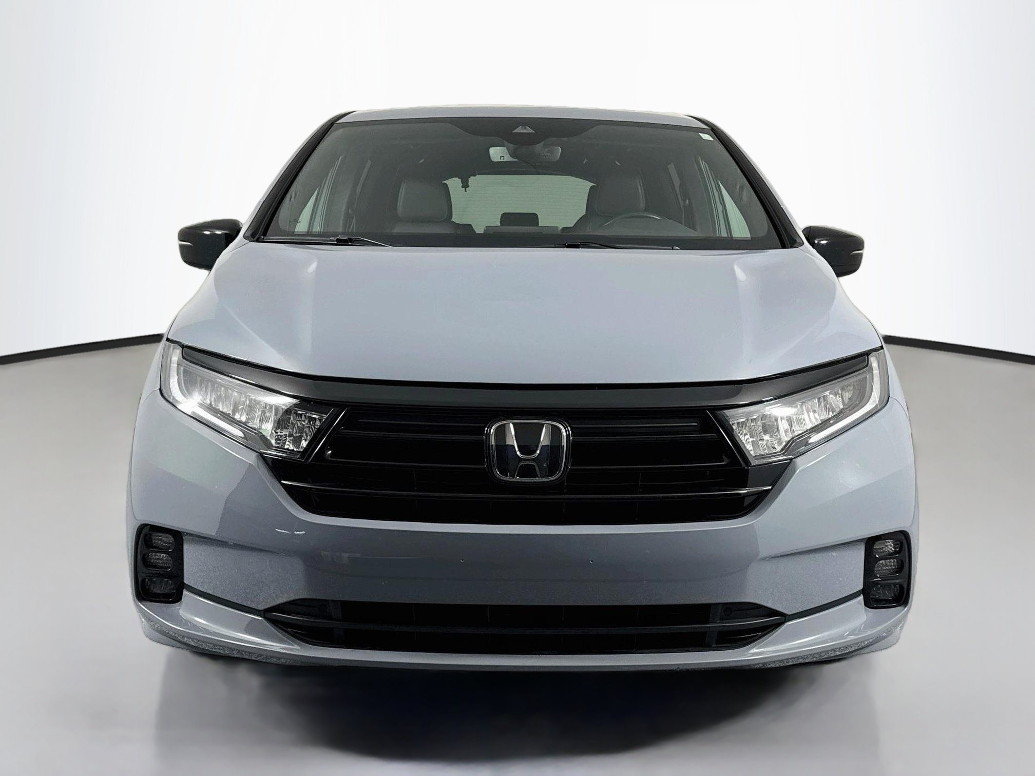Certified 2024 Honda Odyssey Sport image 2