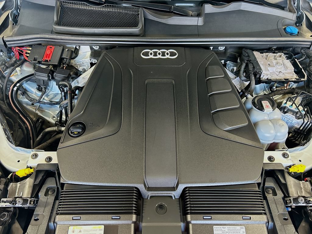 Used 2023 Audi Q7 2.0T Premium Plus w/ Premium Plus Package AWD/4WD image 30