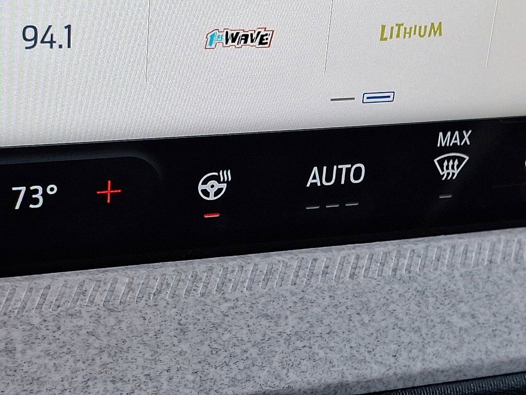 Used 2025 Ford Maverick XLT w/ XLT Luxury Package image 24