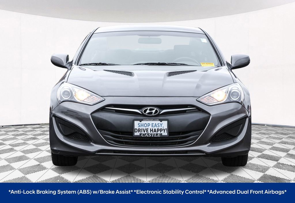 Used 2013 Hyundai Genesis 2.0T image 8