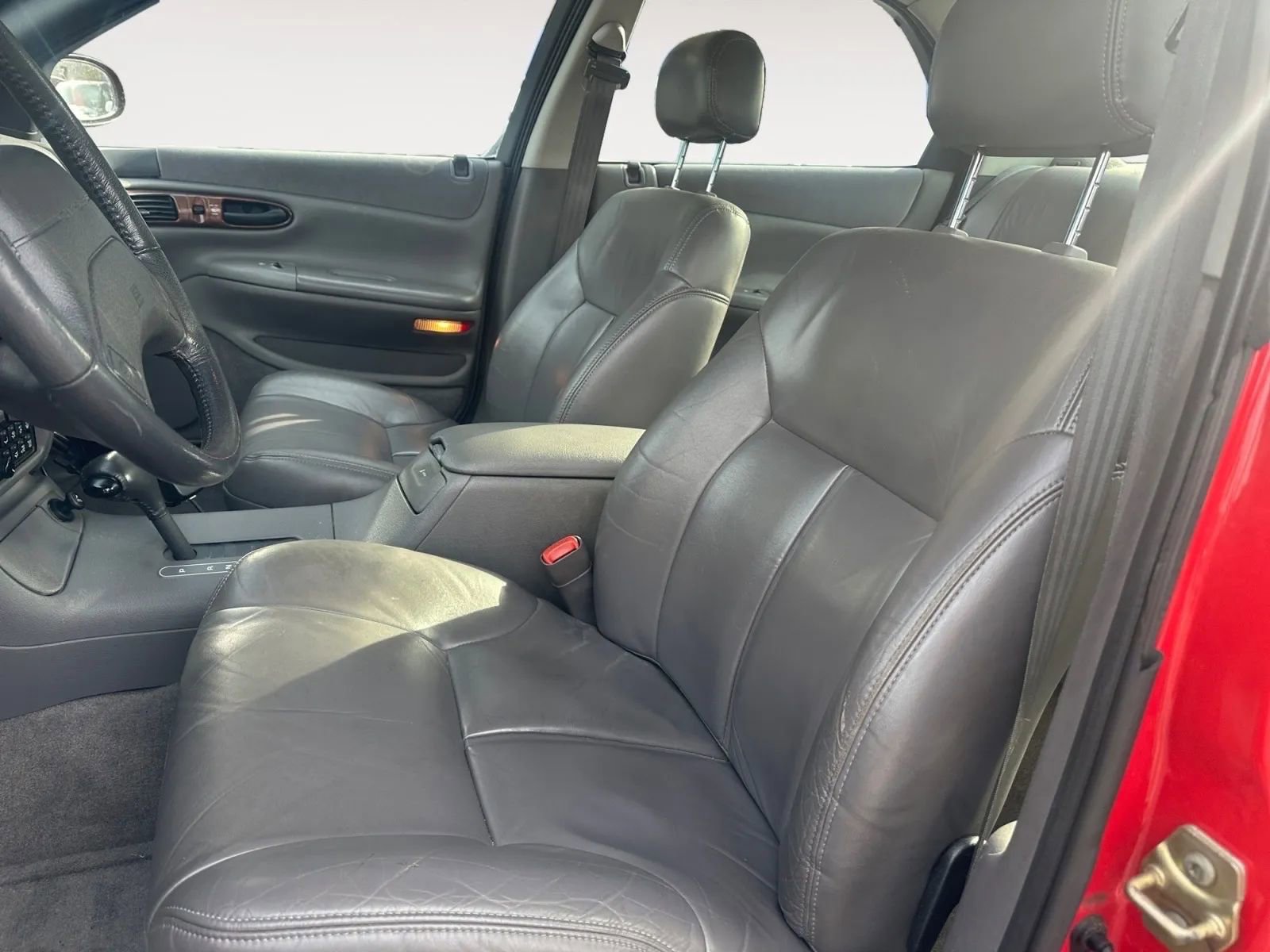 Used 1994 Chrysler Concorde image 9