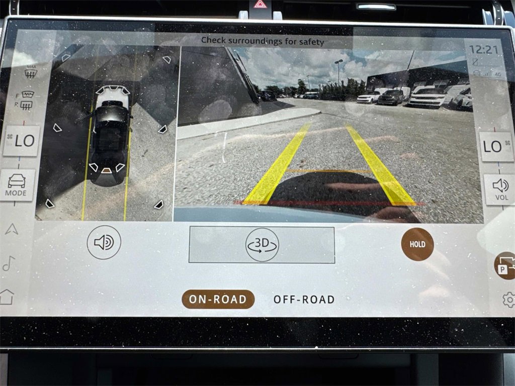 Certified 2024 Land Rover Discovery Sport Dynamic SE image 26