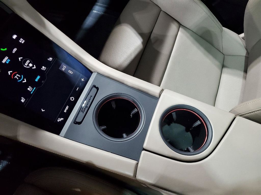 Used 2020 Porsche Taycan Turbo image 38
