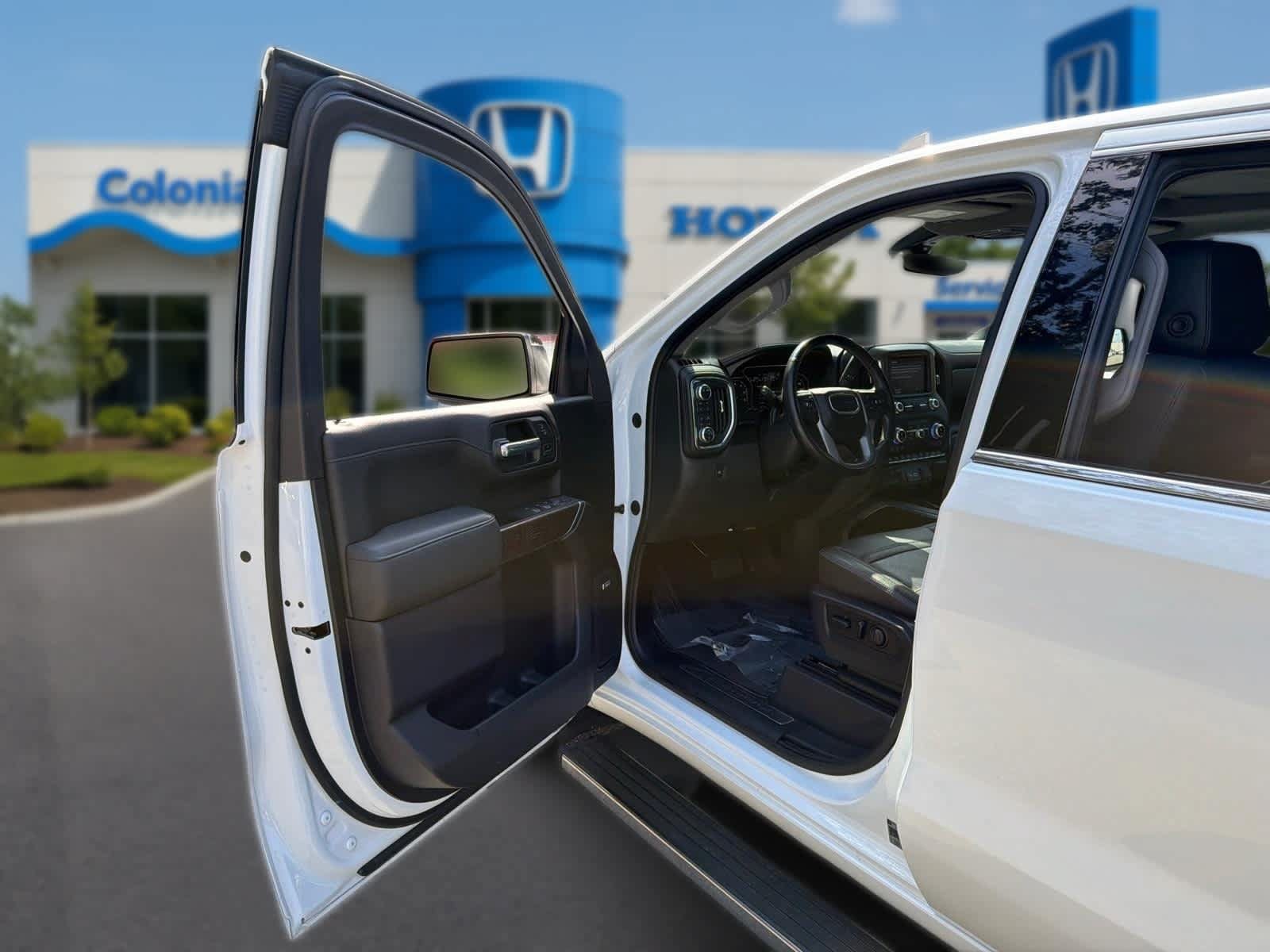 Used 2021 GMC Sierra 1500 Denali w/ Denali Ultimate Package AWD/4WD image 11