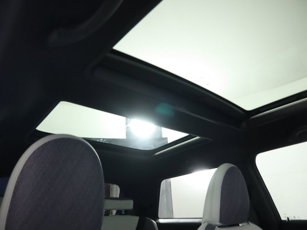 New 2026 MINI Cooper 2-Door Hardtop image 21