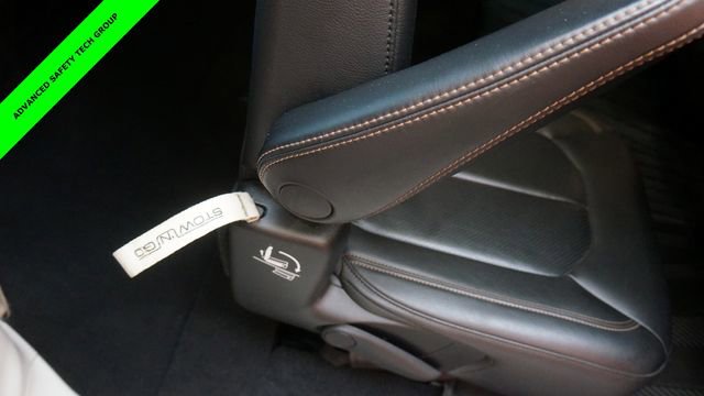 Used 2019 Chrysler Pacifica Touring-L w/ Advanced Safetytec Group image 49